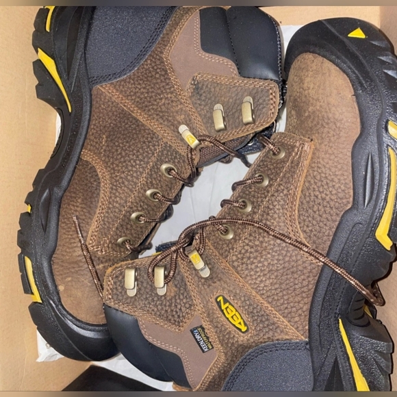Keen Mt Vernon 6" Waterproof Boot - Picture 6 of 10